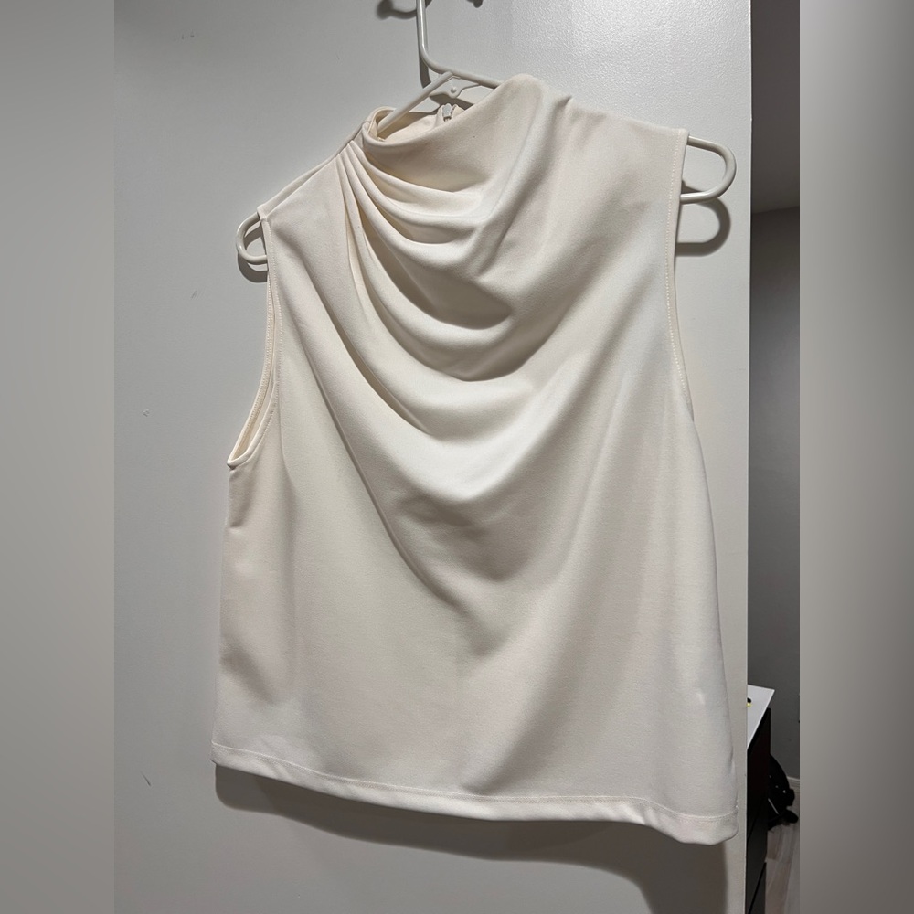Zara White Sleeveless Rouched Top | Size M